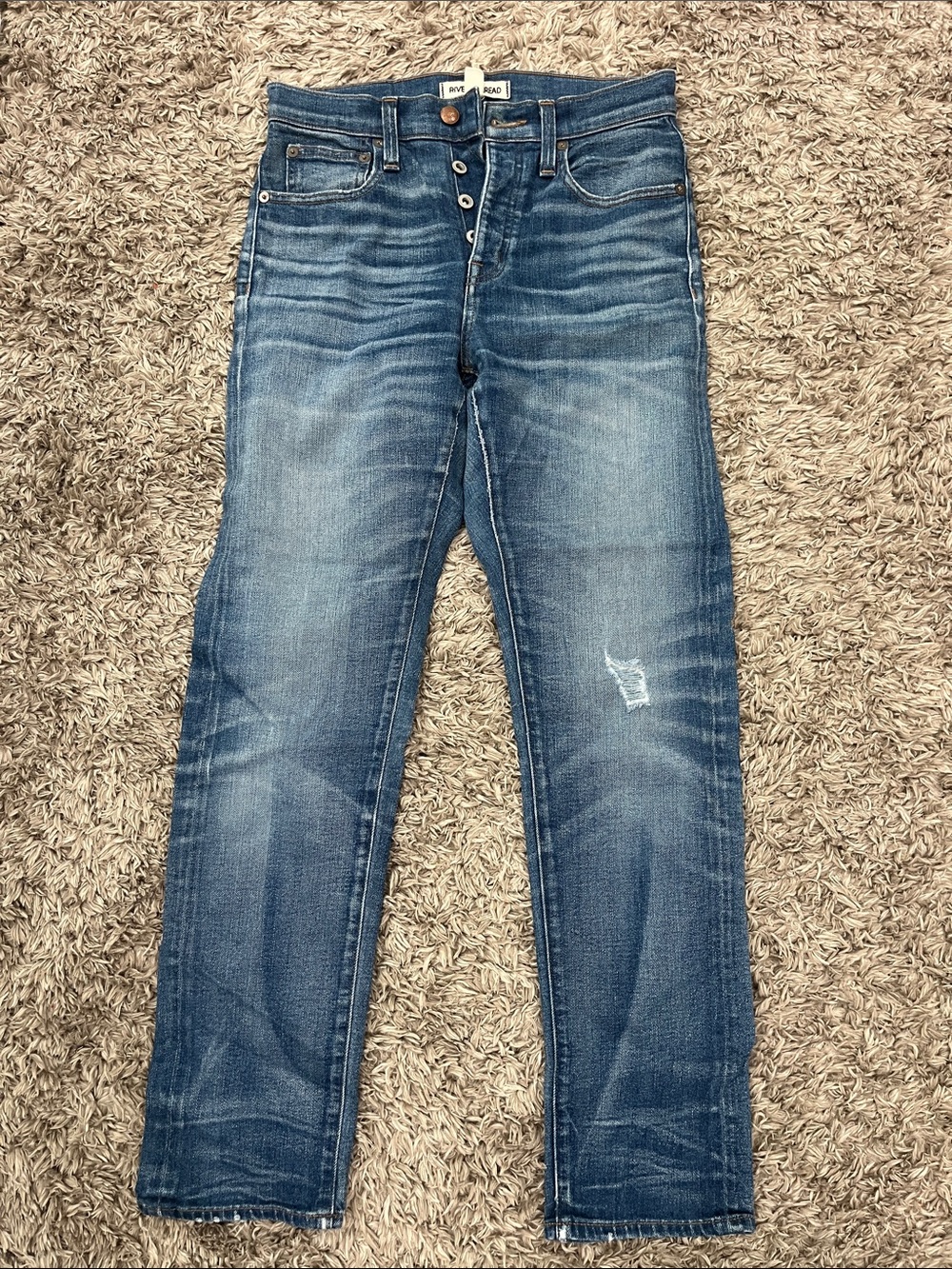 Classic Mid-Rise Straight Leg Jeans in Faded Blue